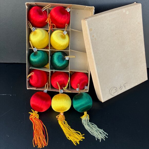 Vintage Japan Satin 1 3/4" Ornaments with Tassel -1 dozen boxed - Picture 1 of 13